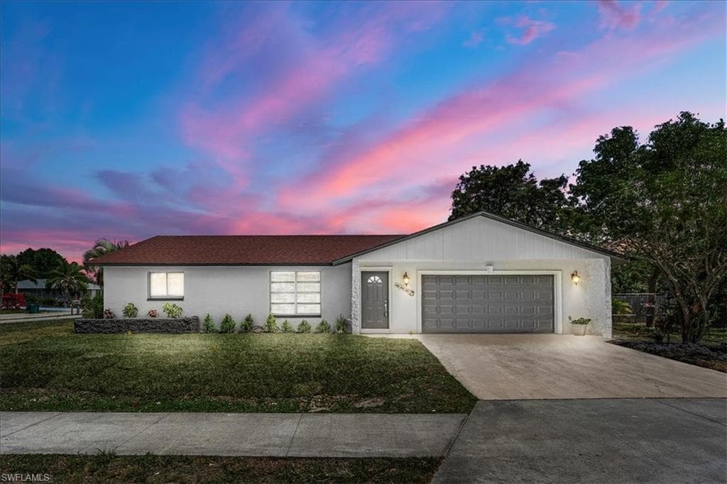 5460 Carolina AVE NAPLES, FL 34113