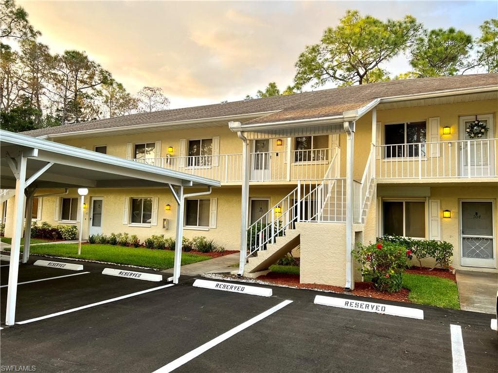 3565 County Barn RD B103 NAPLES, FL 34112