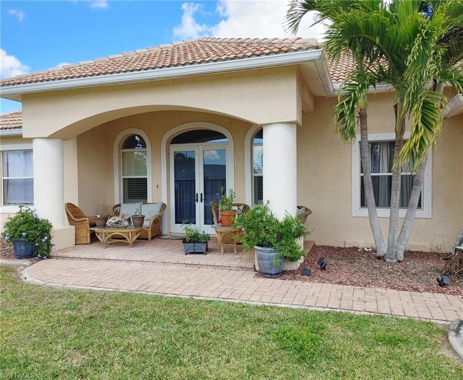 1121 SW 1st TER CAPE CORAL, FL 33991