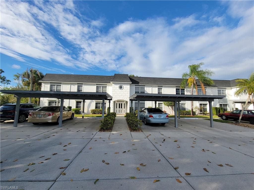 6884 Sandtrap DR 1 FORT MYERS, FL 33919
