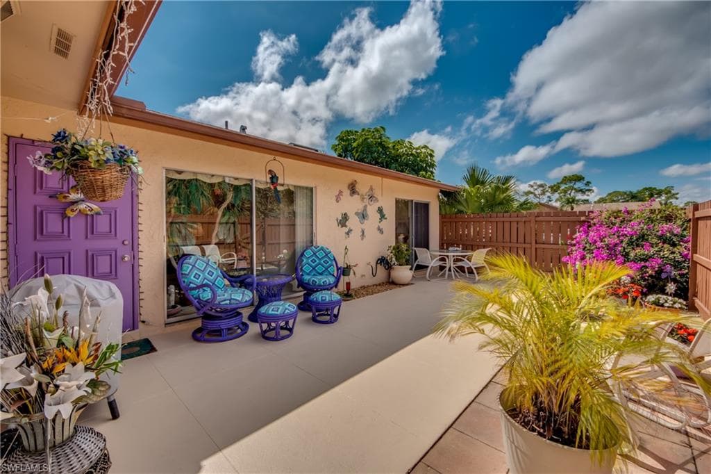 5674 Foxlake DR NORTH FORT MYERS, FL 33917