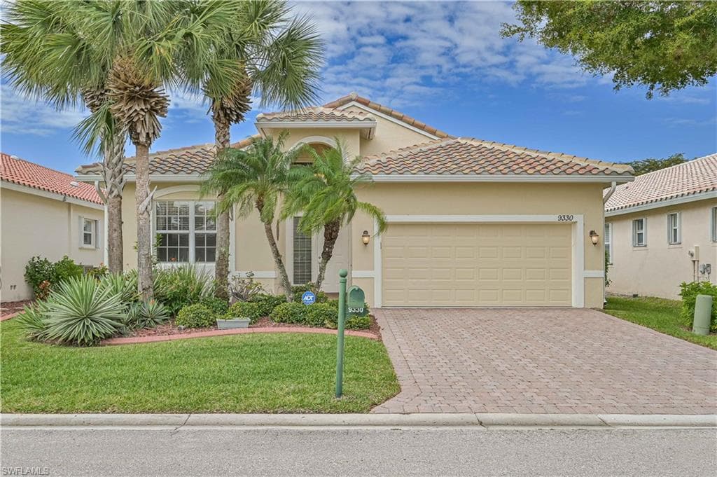 9330 Sun River WAY ESTERO, FL 33928