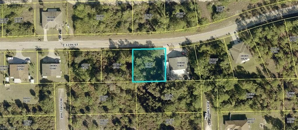 2020 E 12th ST LEHIGH ACRES, FL 33972
