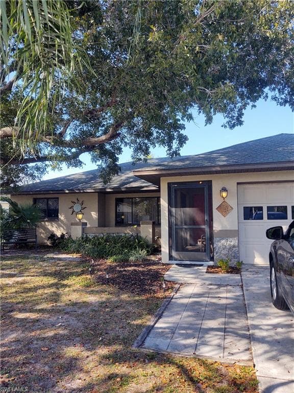 415 SW 34th ST CAPE CORAL, FL 33914