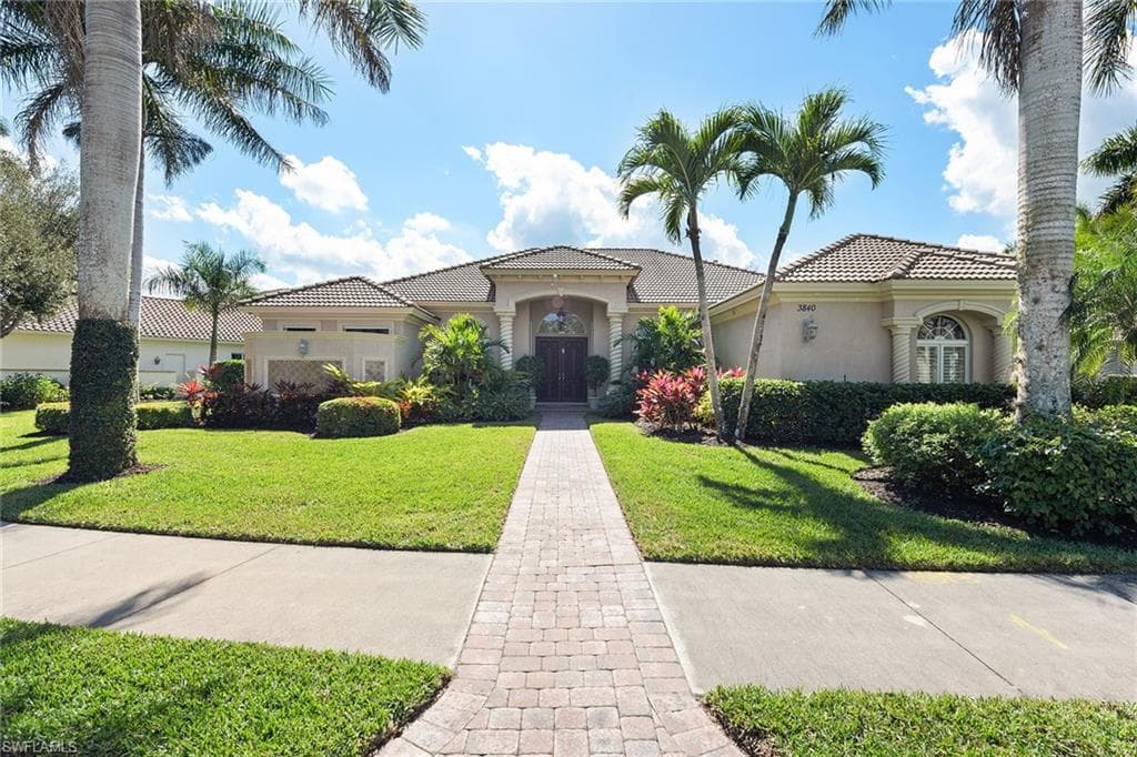 3840 Mahogany Bend DR NAPLES, FL 34114