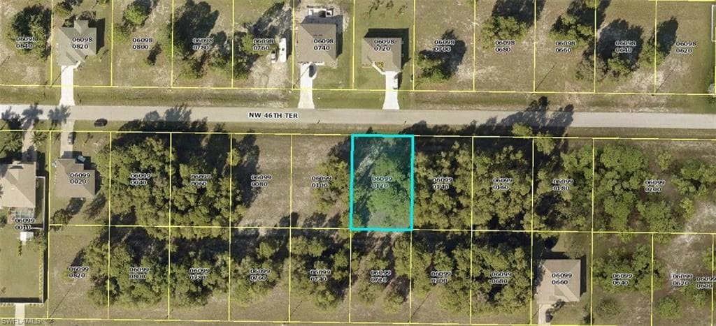 3916 NW 46th TER CAPE CORAL, FL 33993