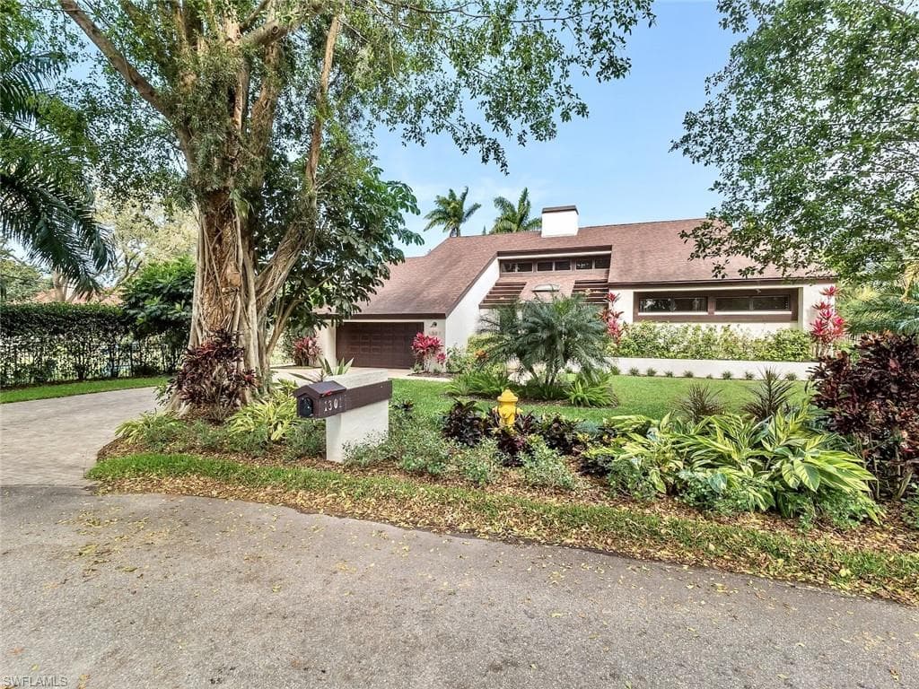 1301 Melaleuca LN FORT MYERS, FL 33901