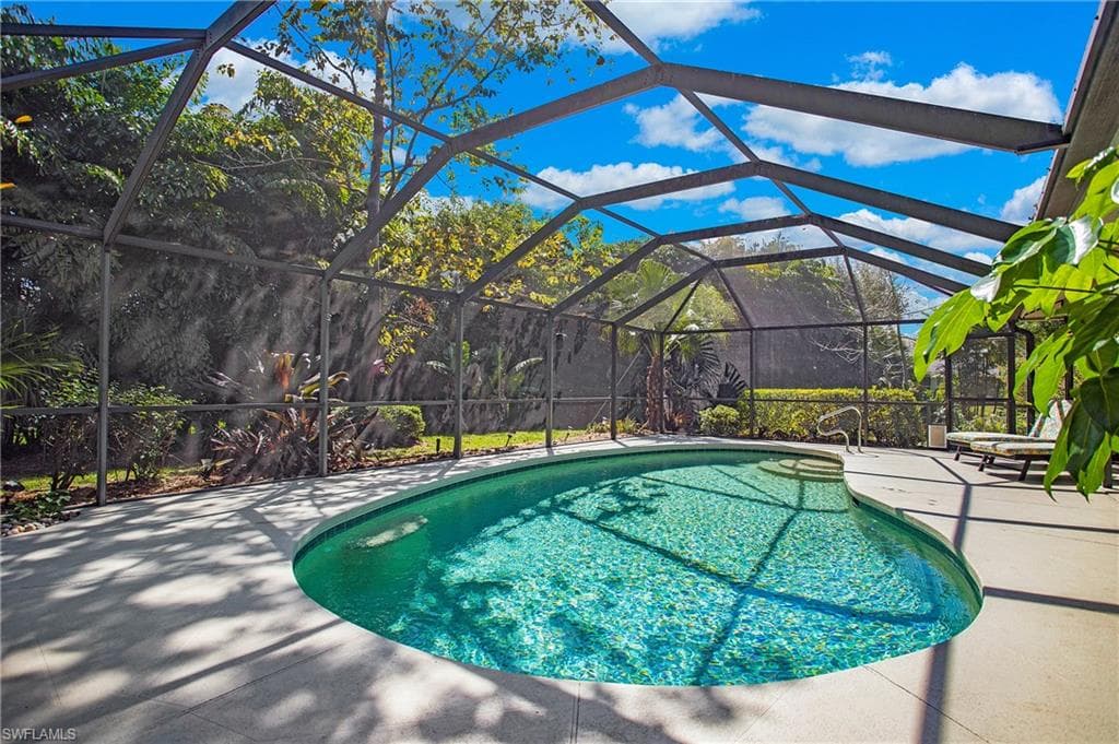 136 Old Tamiami TRL NAPLES, FL 34110