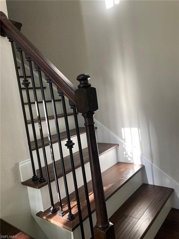 1520 Clermont DR H-201 NAPLES, FL 34109
