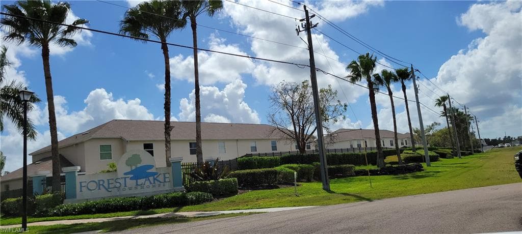 3627 Pine Oak CIR 103 FORT MYERS, FL 33916