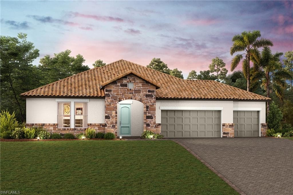2050 Grove DR NAPLES, FL 34120