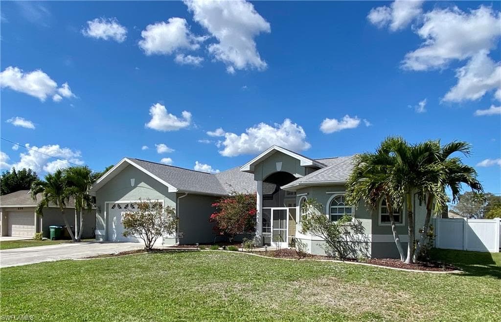 416 SE 13th AVE CAPE CORAL, FL 33990