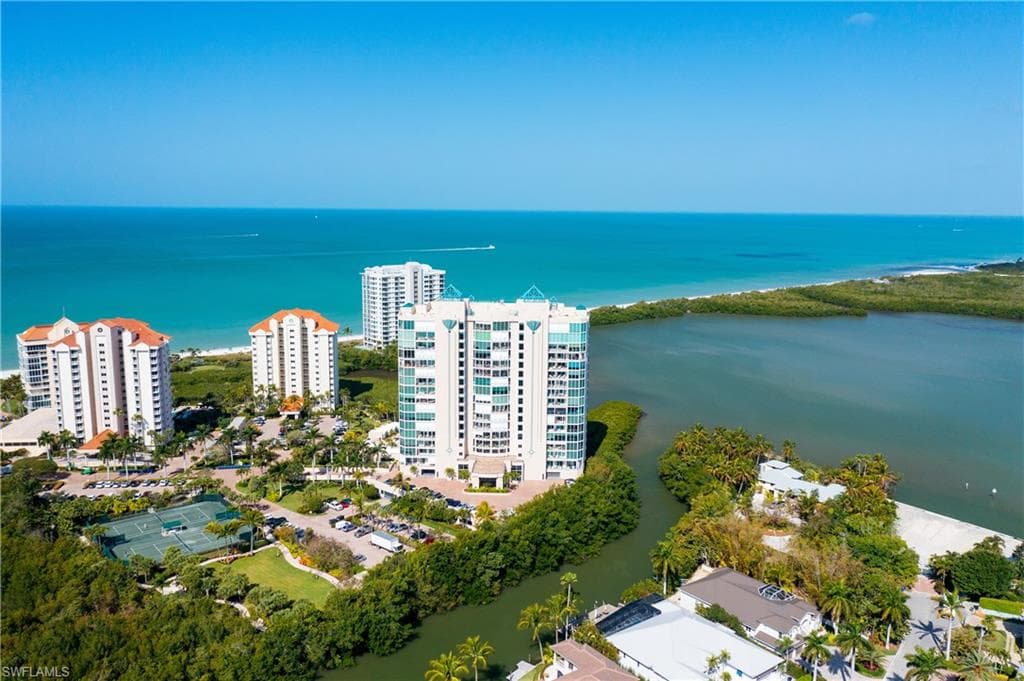 60 Seagate DR 305 NAPLES, FL 34103