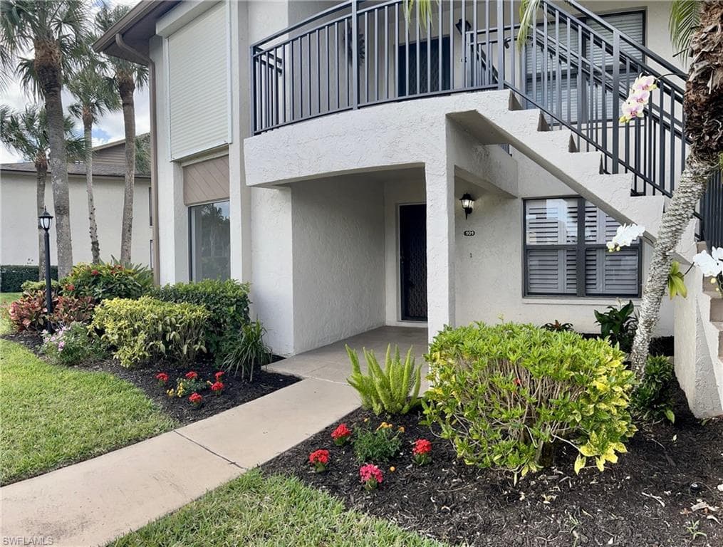 1200 Commonwealth CIR H-101 NAPLES, FL 34116