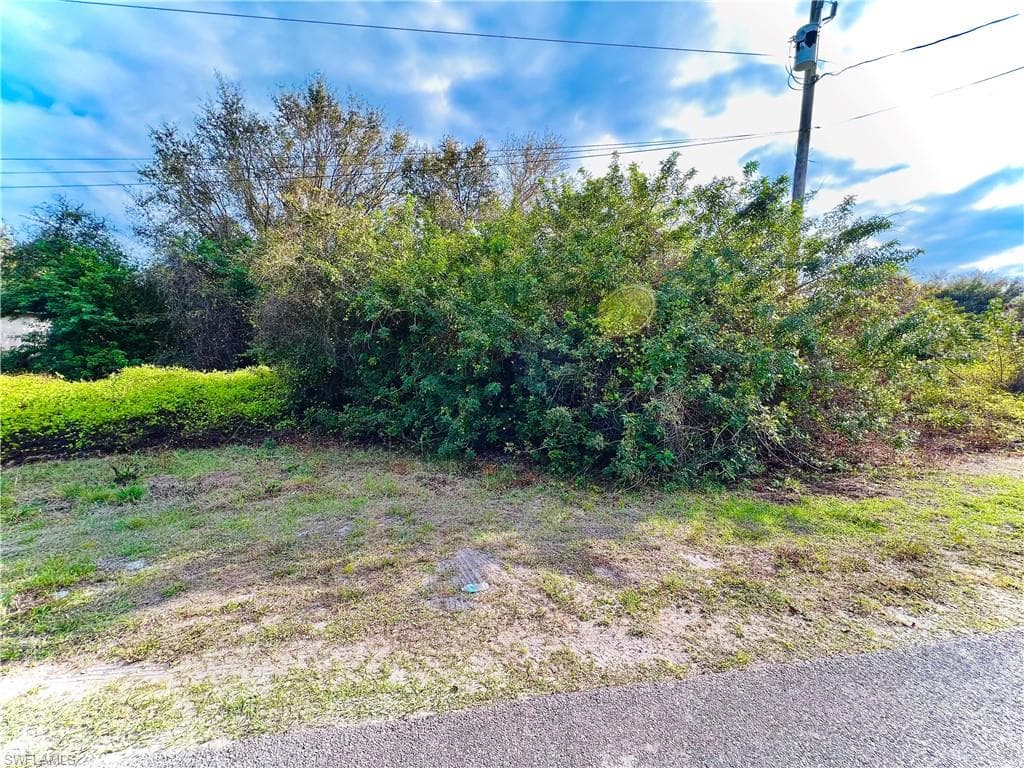442 Poplar ST LEHIGH ACRES, FL 33974