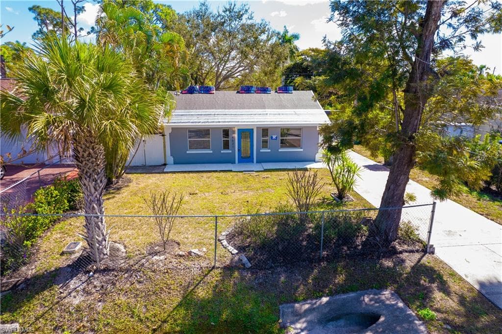 4631 Orchard LN NAPLES, FL 34112