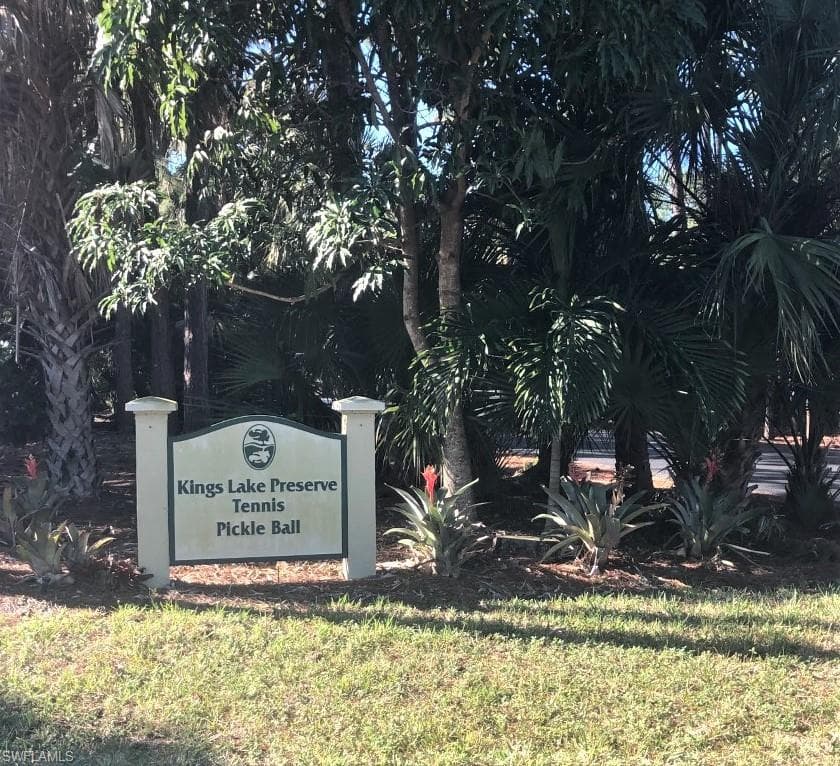 1706 Kings Lake BLVD 6-206 NAPLES, FL 34112