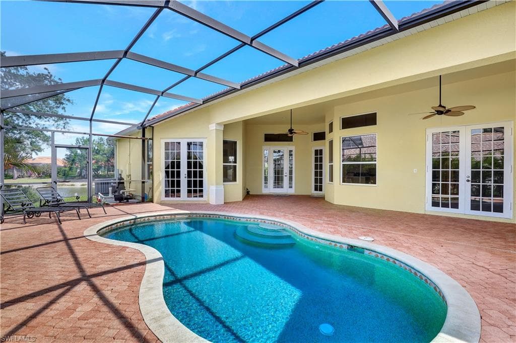 1055 Jardin DR NAPLES, FL 34104