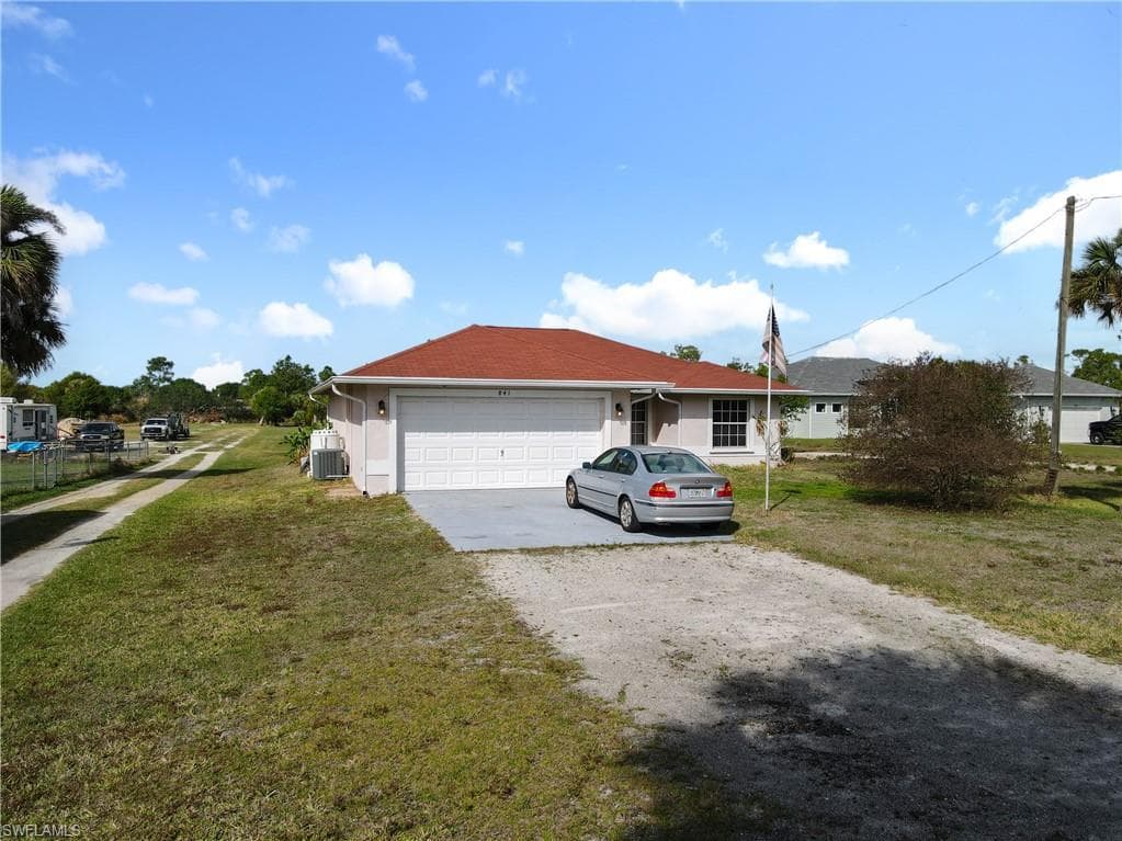 841 18th ST NE NAPLES, FL 34120