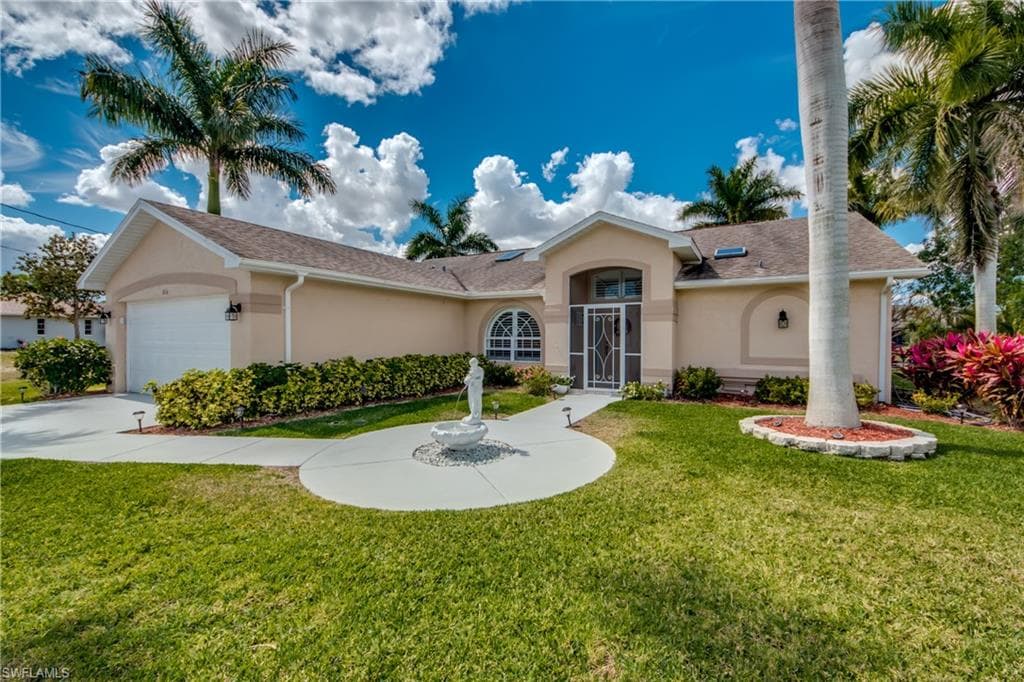 516 SE 8th PL CAPE CORAL, FL 33990