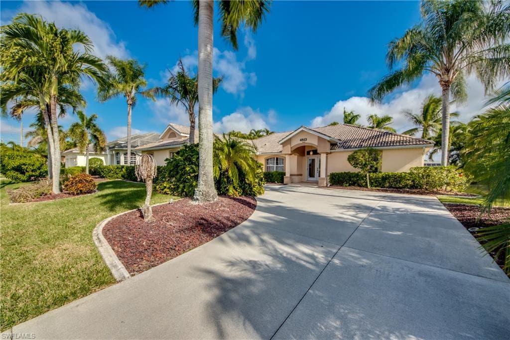 4813 SW 20th PL CAPE CORAL, FL 33914