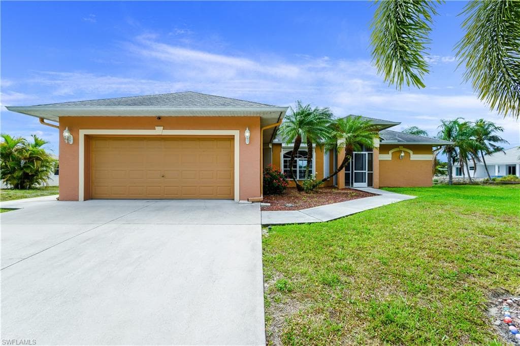 12300 Lake Shalimar Drive BONITA SPRINGS, FL 34135