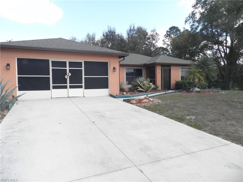 1902 Venice AVE N LEHIGH ACRES, FL 33971