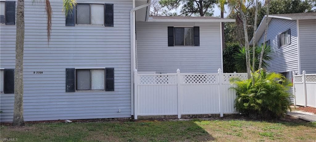 7709 Tamara Lee CT 104 FORT MYERS, FL 33907