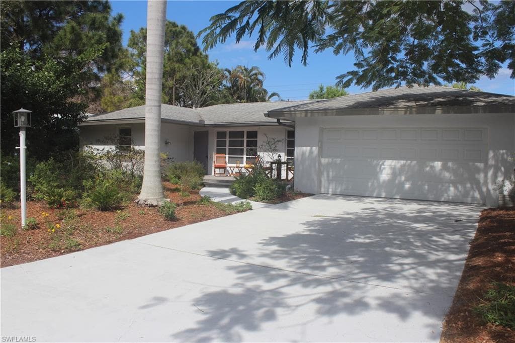 1537 Covington CIR E FORT MYERS, FL 33919