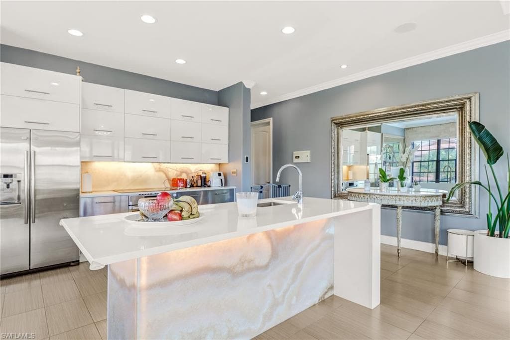 1303 Verde DR 1604 NAPLES, FL 34105