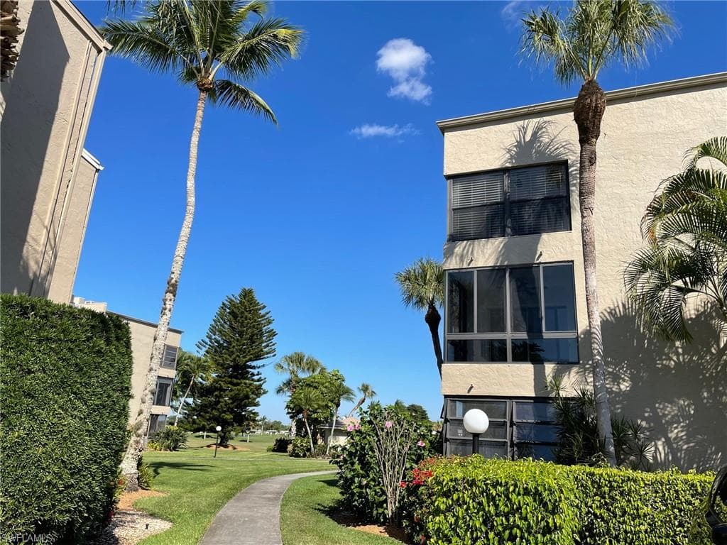 3645 Boca Ciega DR 202 NAPLES, FL 34112