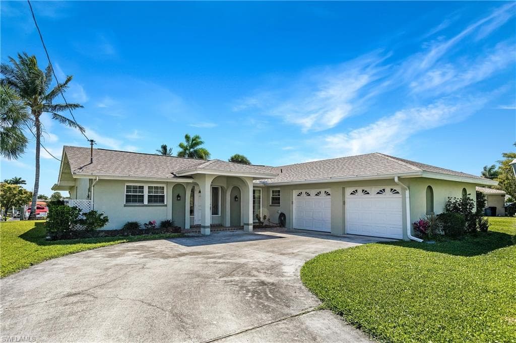 2108 SE 25th LN CAPE CORAL, FL 33904