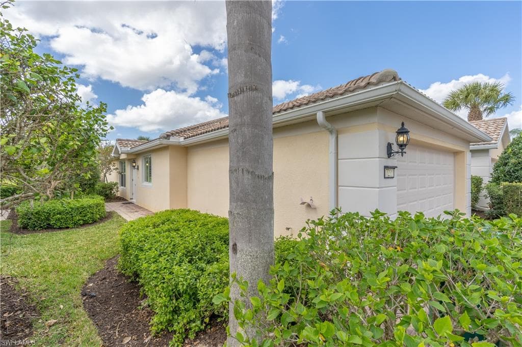 7235 Salerno CT NAPLES, FL 34114