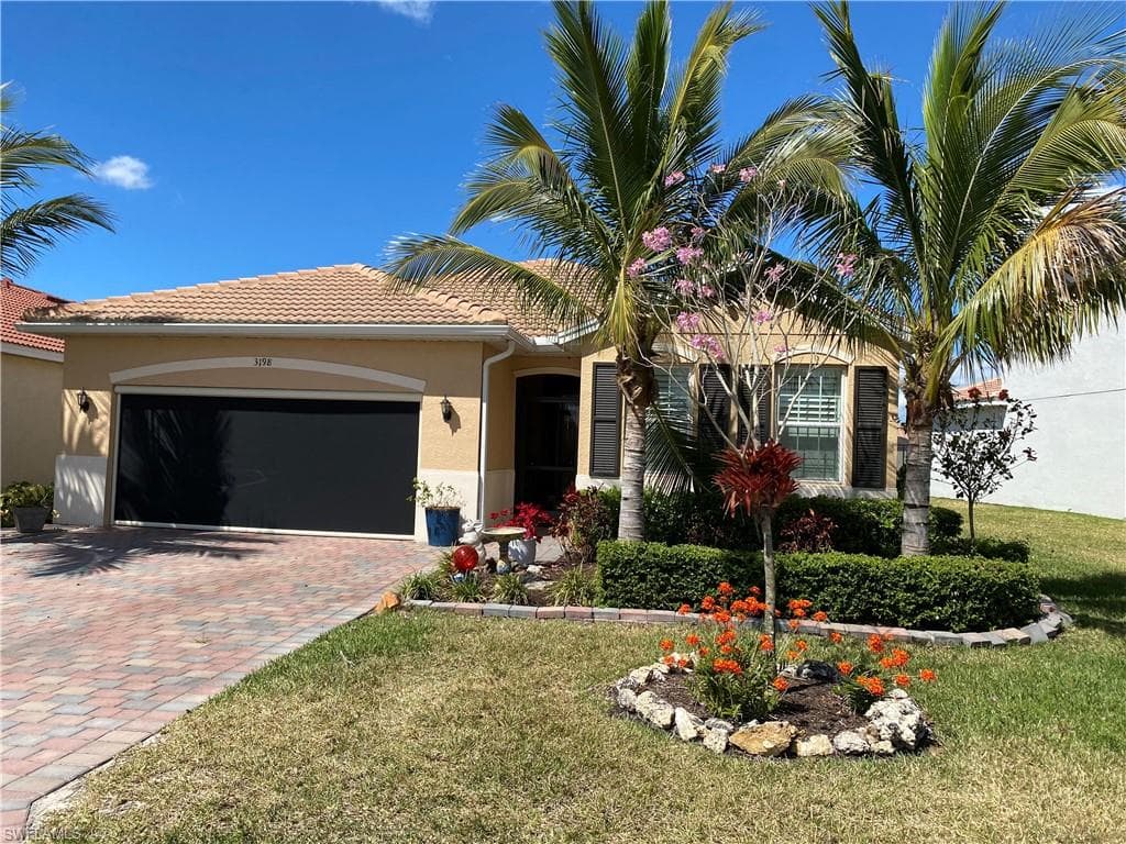 3198 Birchin LN FORT MYERS, FL 33916