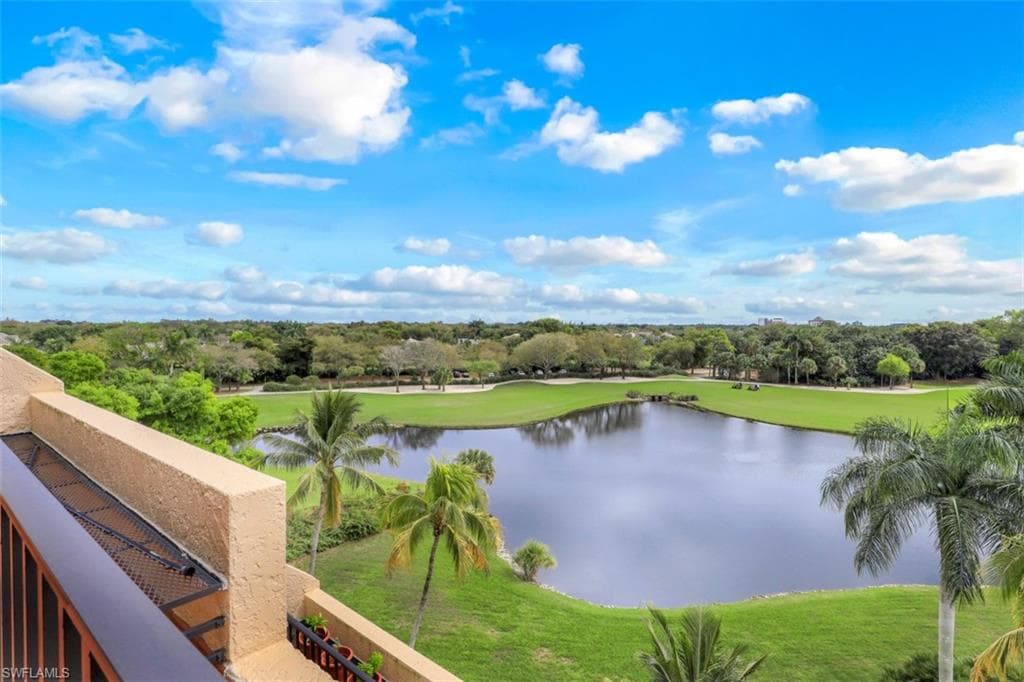 6360 Pelican Bay BLVD C-PH4 NAPLES, FL 34108