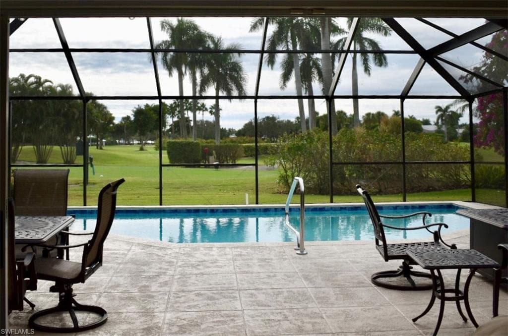 995 Wedge DR NAPLES, FL 34103