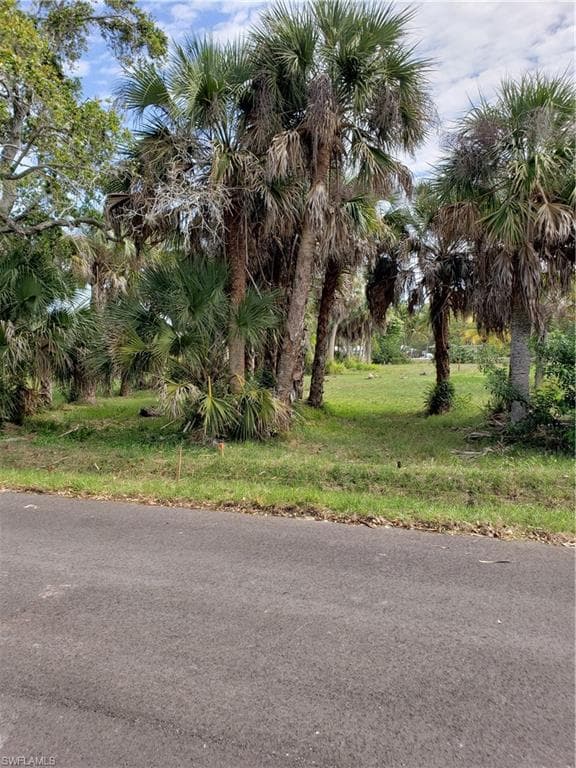 2730 OLIVE ST ST. JAMES CITY, FL 33956