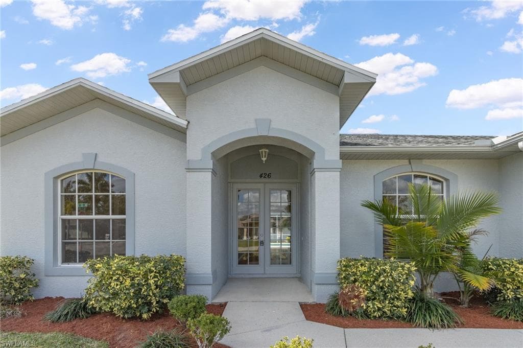 426 SE 22nd ST CAPE CORAL, FL 33990