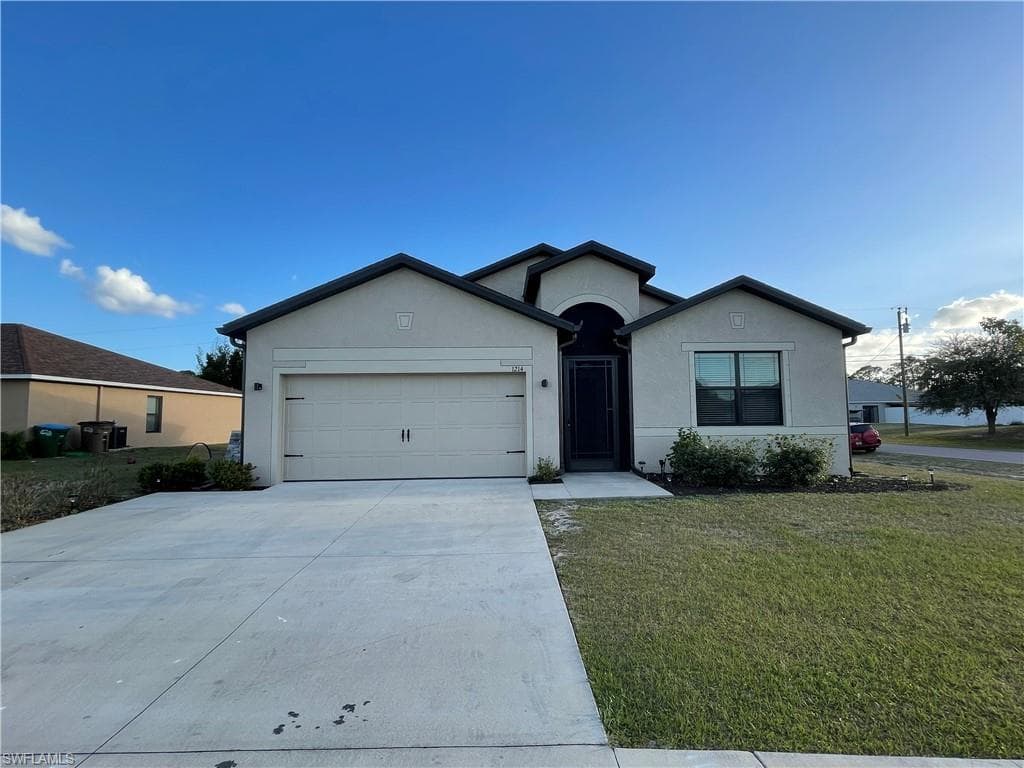 1214 Trafalgar PKY CAPE CORAL, FL 33991