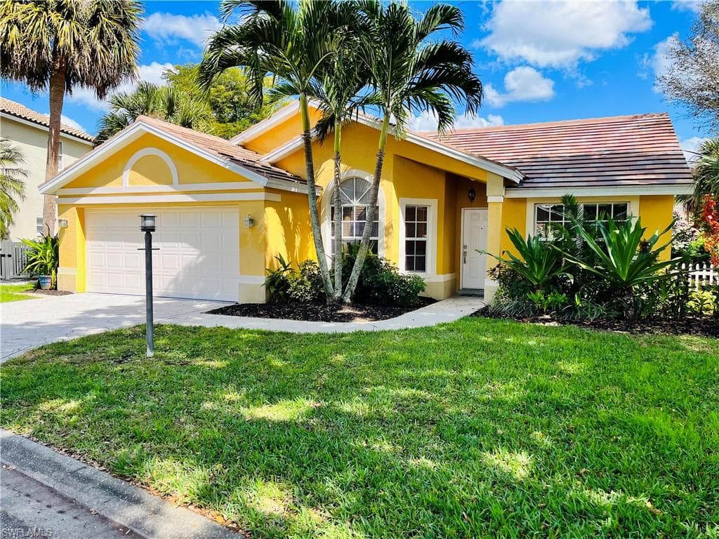 12471 Eagle Pointe CIR FORT MYERS, FL 33913
