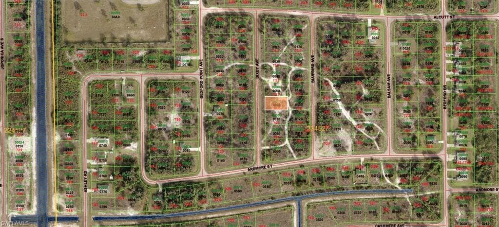 725 Bixby AVE LEHIGH ACRES, FL 33974