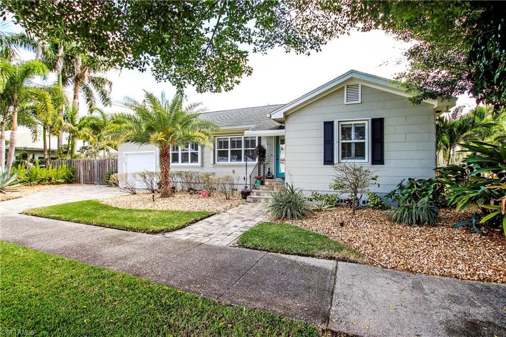 3443 Silvestre DR FORT MYERS, FL 33901