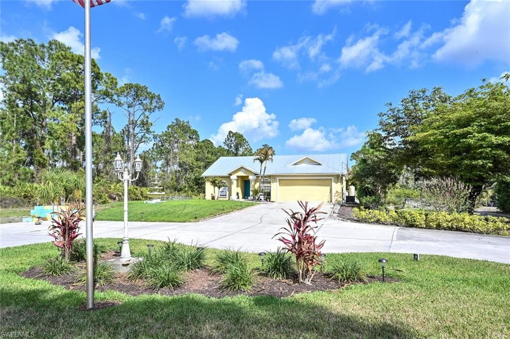 2330 Wilson BLVD N NAPLES, FL 34120