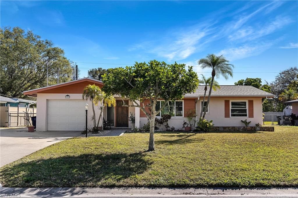 6353 Saint Andrews CIR S FORT MYERS, FL 33919