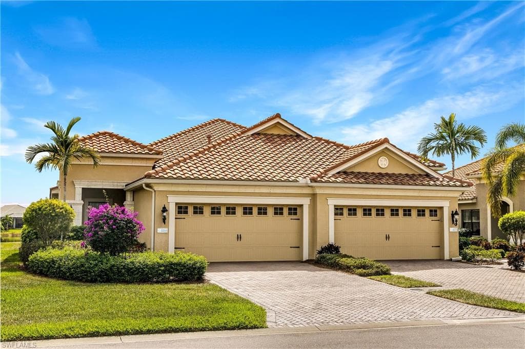 4466 Waterscape LN FORT MYERS, FL 33966