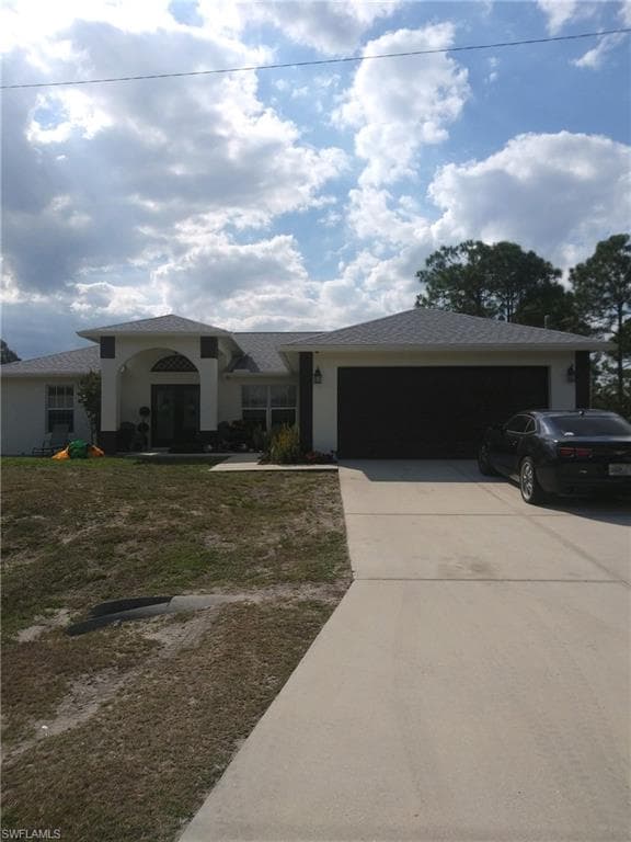324 Lloyd AVE S LEHIGH ACRES, FL 33974