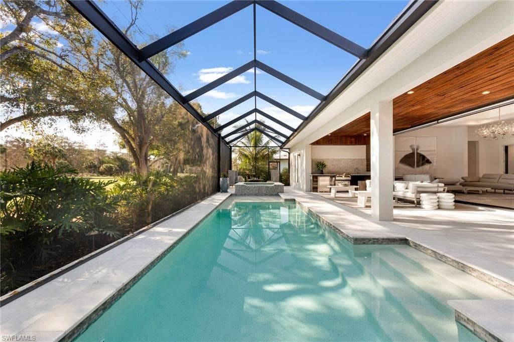 114 Burning Tree DR NAPLES, FL 34105