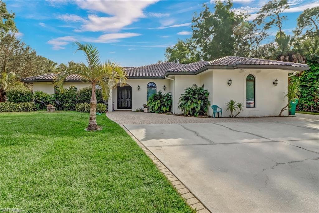 4116 15th AVE SW NAPLES, FL 34116