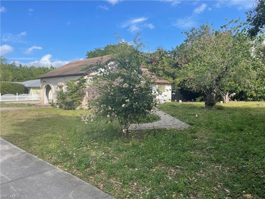 27451 Matheson AVE BONITA SPRINGS, FL 34135