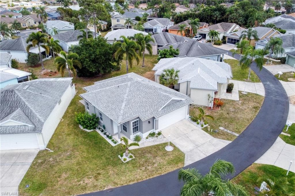 10719 Bahia Terrado CIR ESTERO, FL 33928